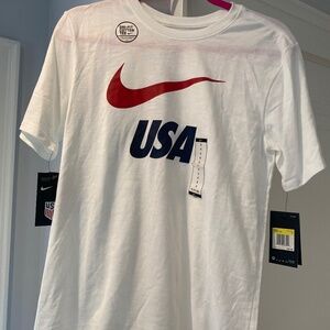 NWT!! Men’s Nike Dri Fit Cotton Shirt